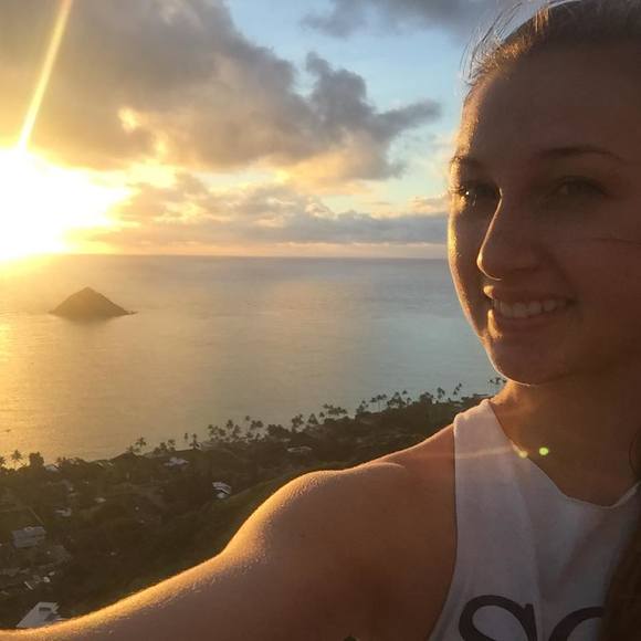 Meet your Posher, Alison - Picture 1 of 1